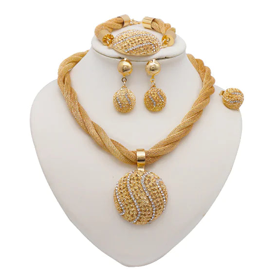 Fine Gold Jewellery Set