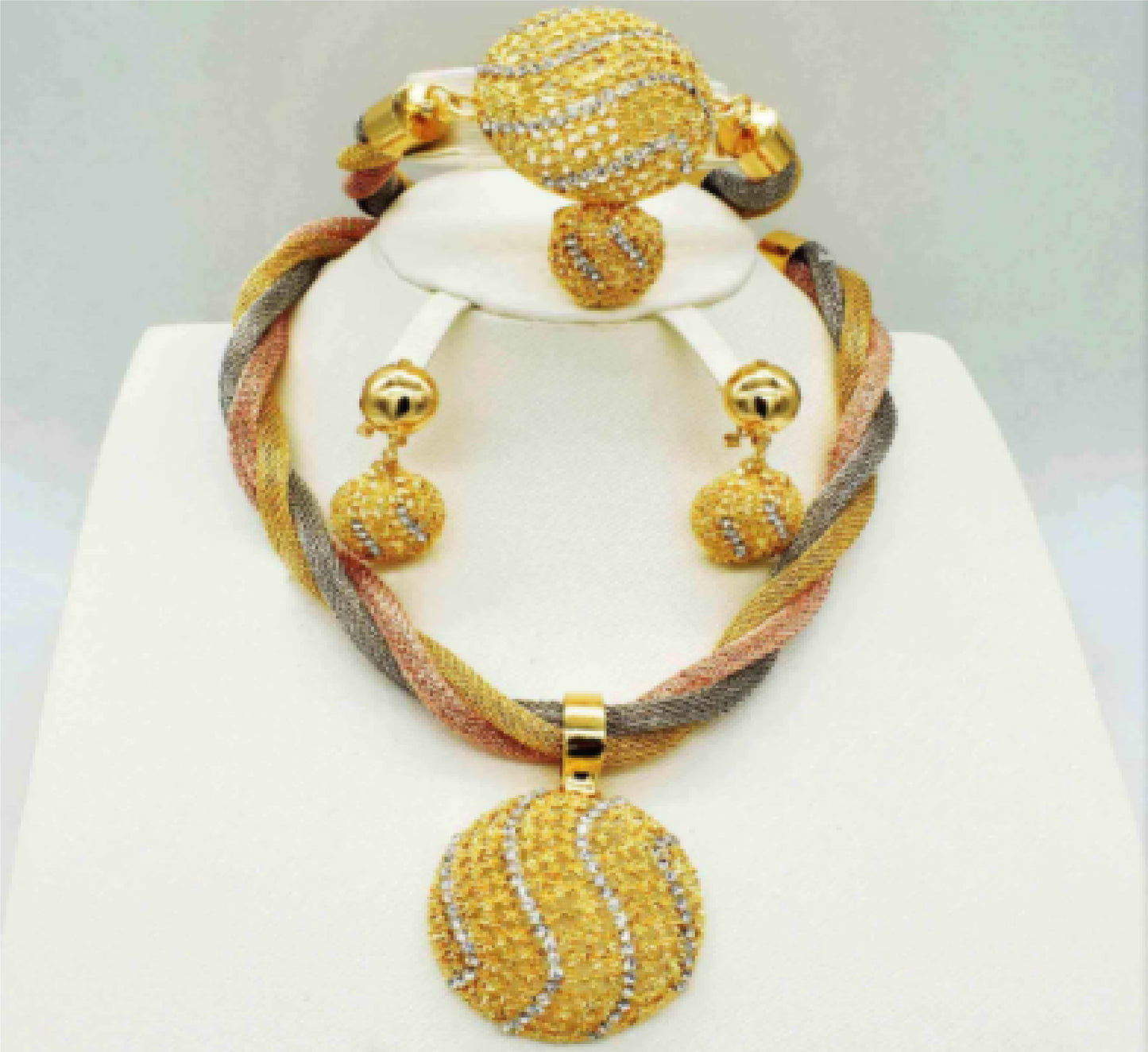 Fine Gold Jewellery Set